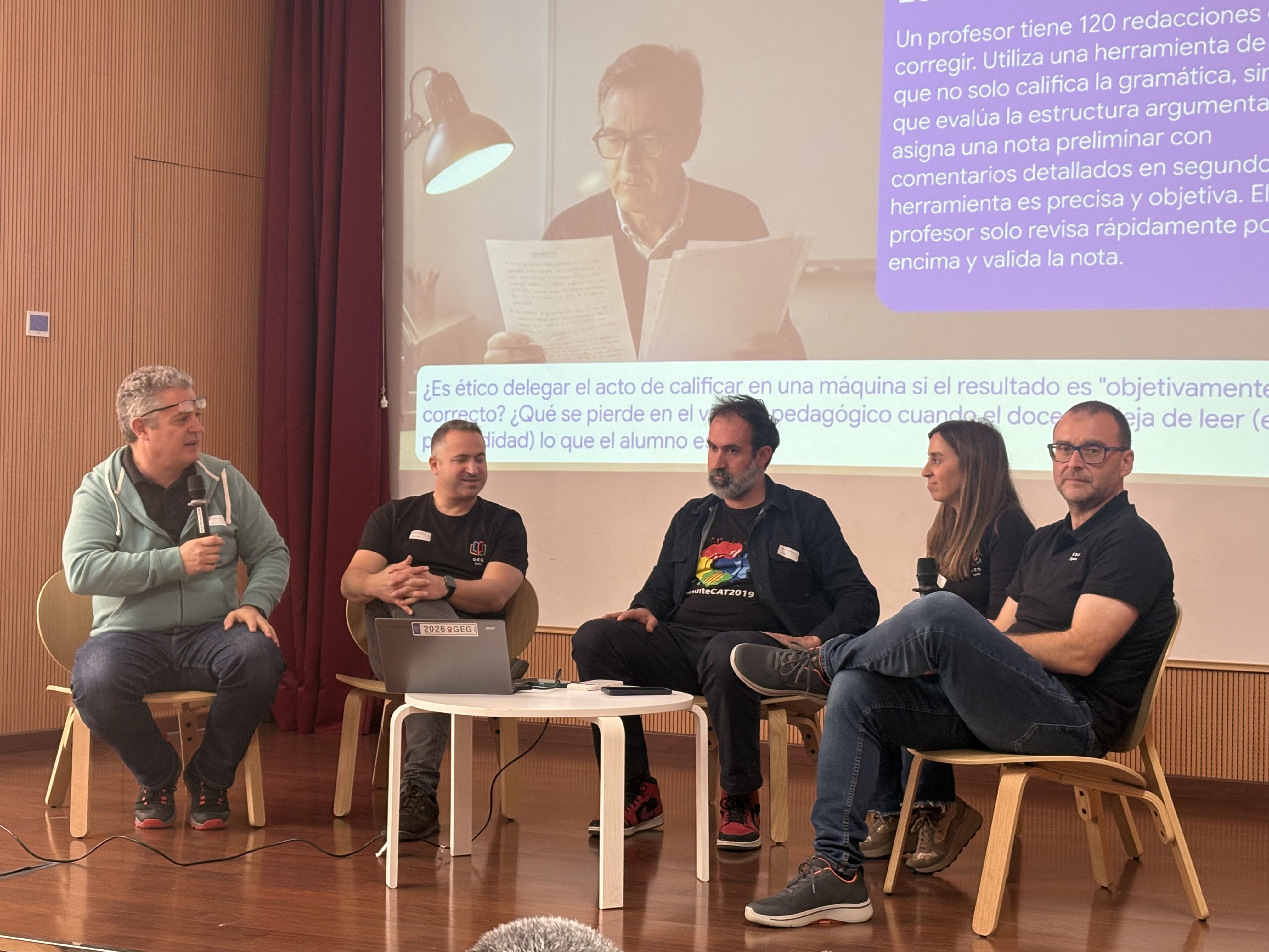 Foto Mesa Redonda